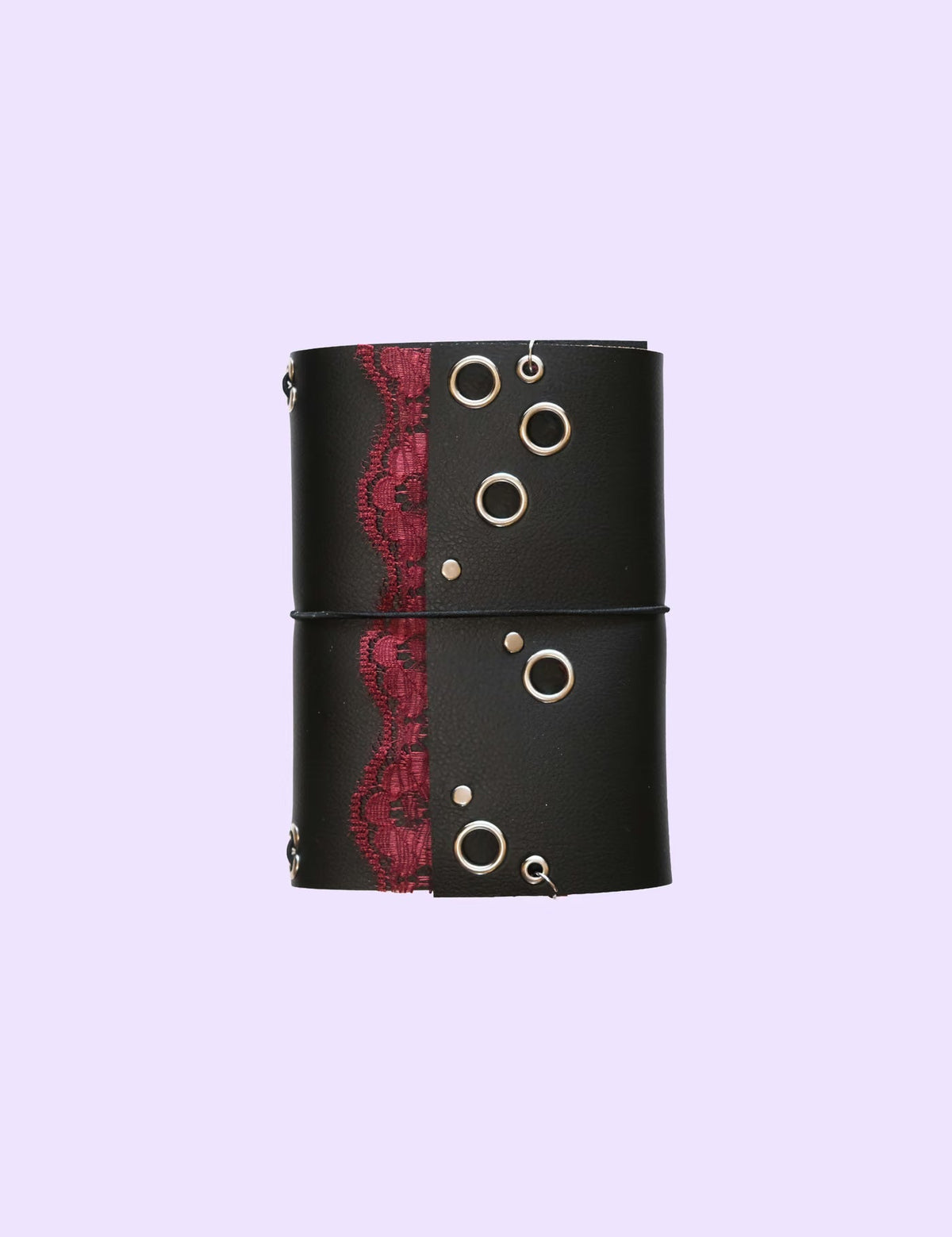 Carnet A6 en simili-cuir noir et dentelle rouge, idée cadeau d’anniversaire originale pour elle