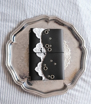 Carnet Lisse vague dentelle blanche A5